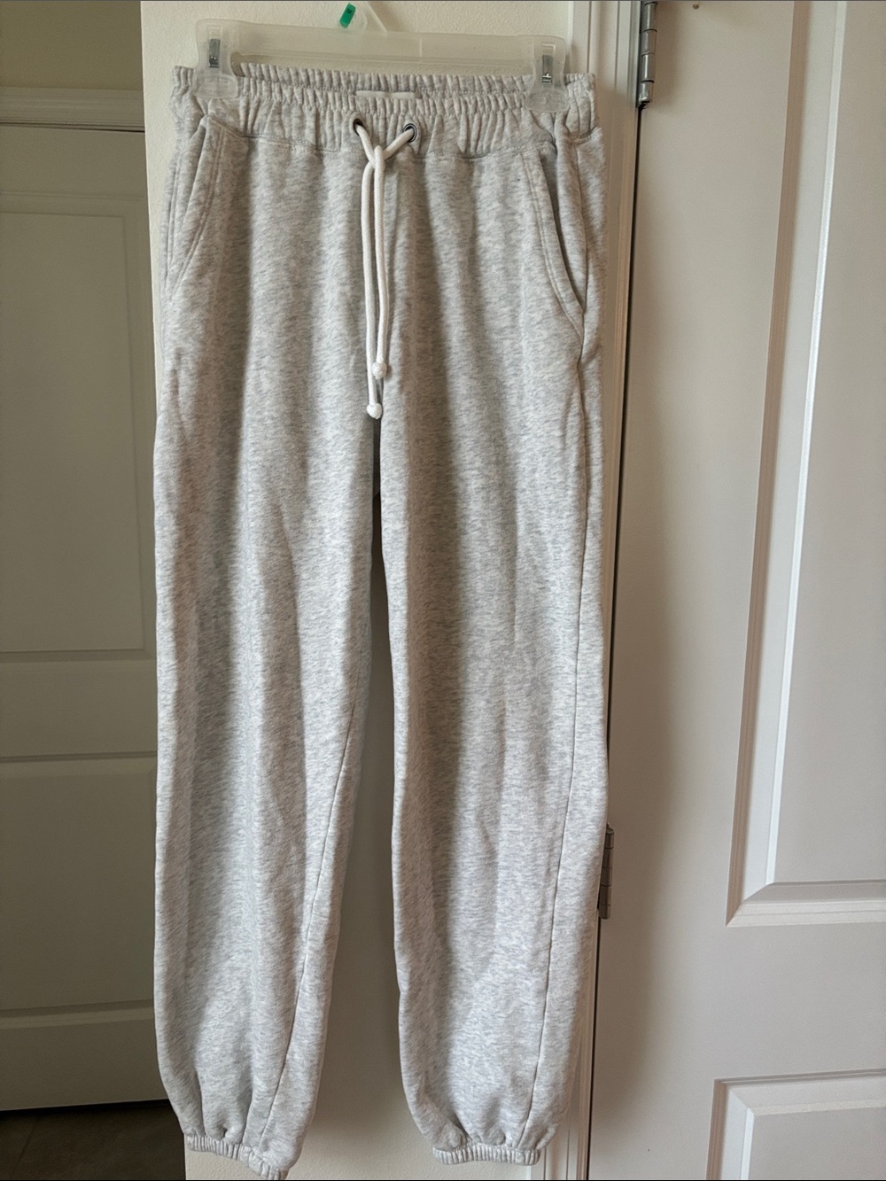 Abercrombie & Fitch Light Gray Women's Jogger Sweatpants